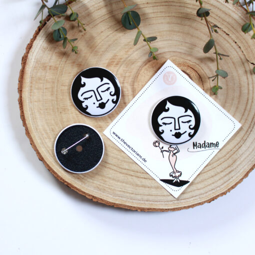 Button "Madame"