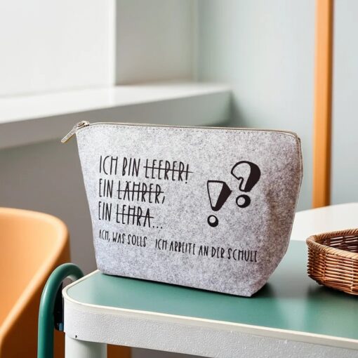 Kosmetiktasche „Lehrer“ – Geschenkidee für Lehrer & Lehrerinnen – Bild 2