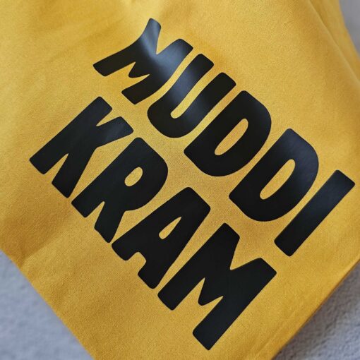 Plotterdatei „Muddi Kram“ – Statement für Taschen, Shirts & mehr [Digital] – Bild 2